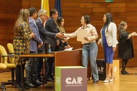 entrega.diplomas-_escueladelagua_3.jpg