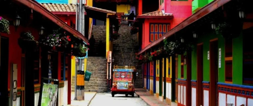 guatape-en-el-oriente-antioqueno_1.jpg