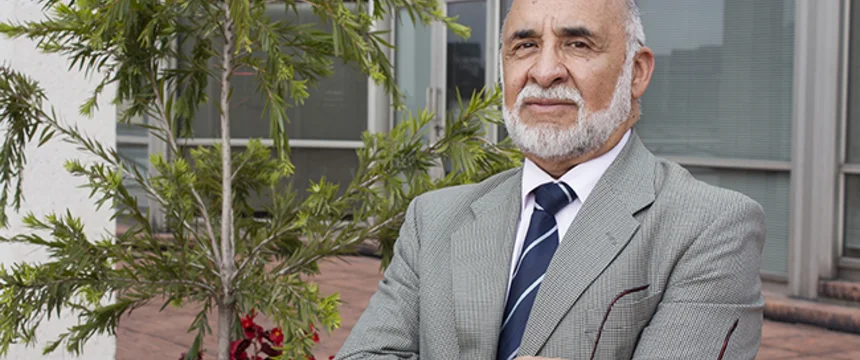 web_jaime_tenjo_galarza_-_director_programa_economia_20150317_001.jpg