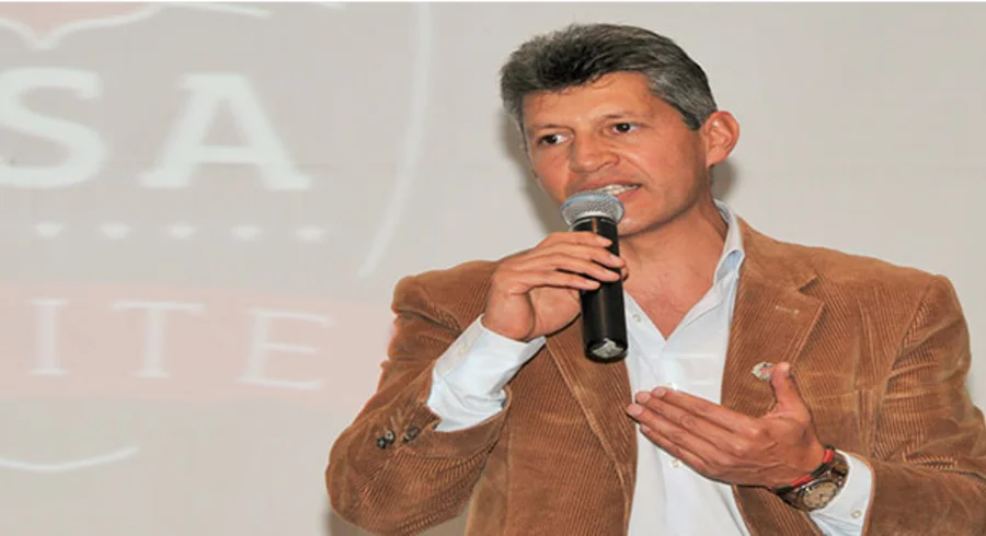 carlos-uribe.jpg