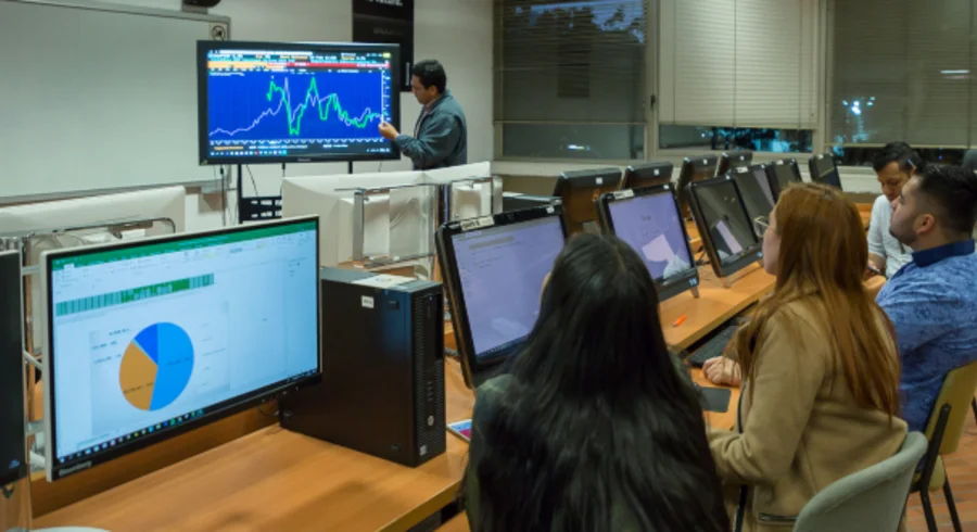 sala.bloomberg.utadeo.4_2_1.jpg
