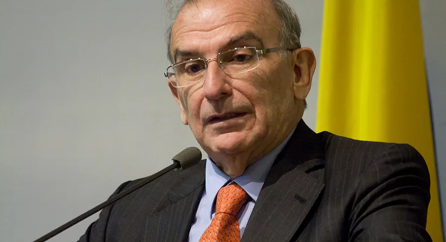 webnota_lanzamiento_del_anuario_cidob_humberto_de_la_calle_20170905_001.jpg